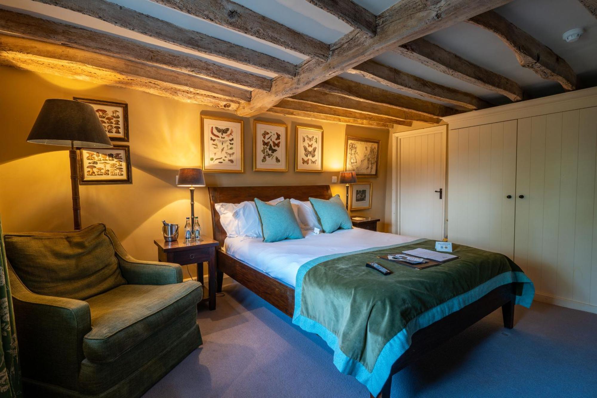 The Anchor Inn Lower Froyle Экстерьер фото