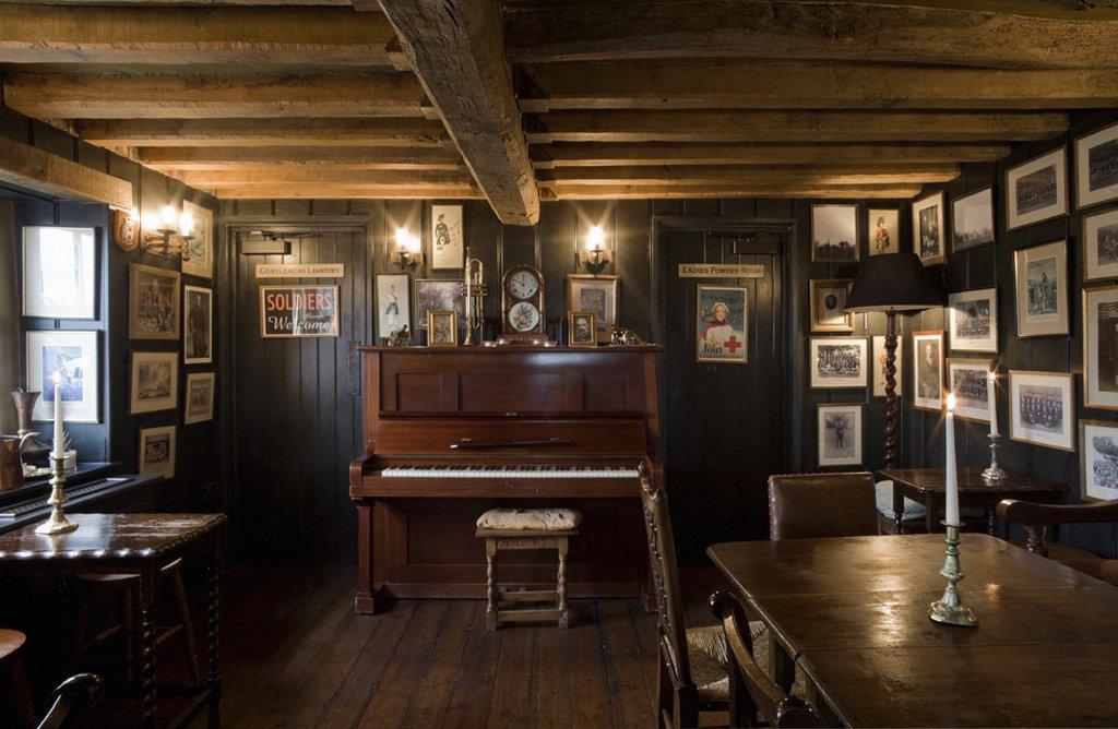 The Anchor Inn Lower Froyle Ресторан фото
